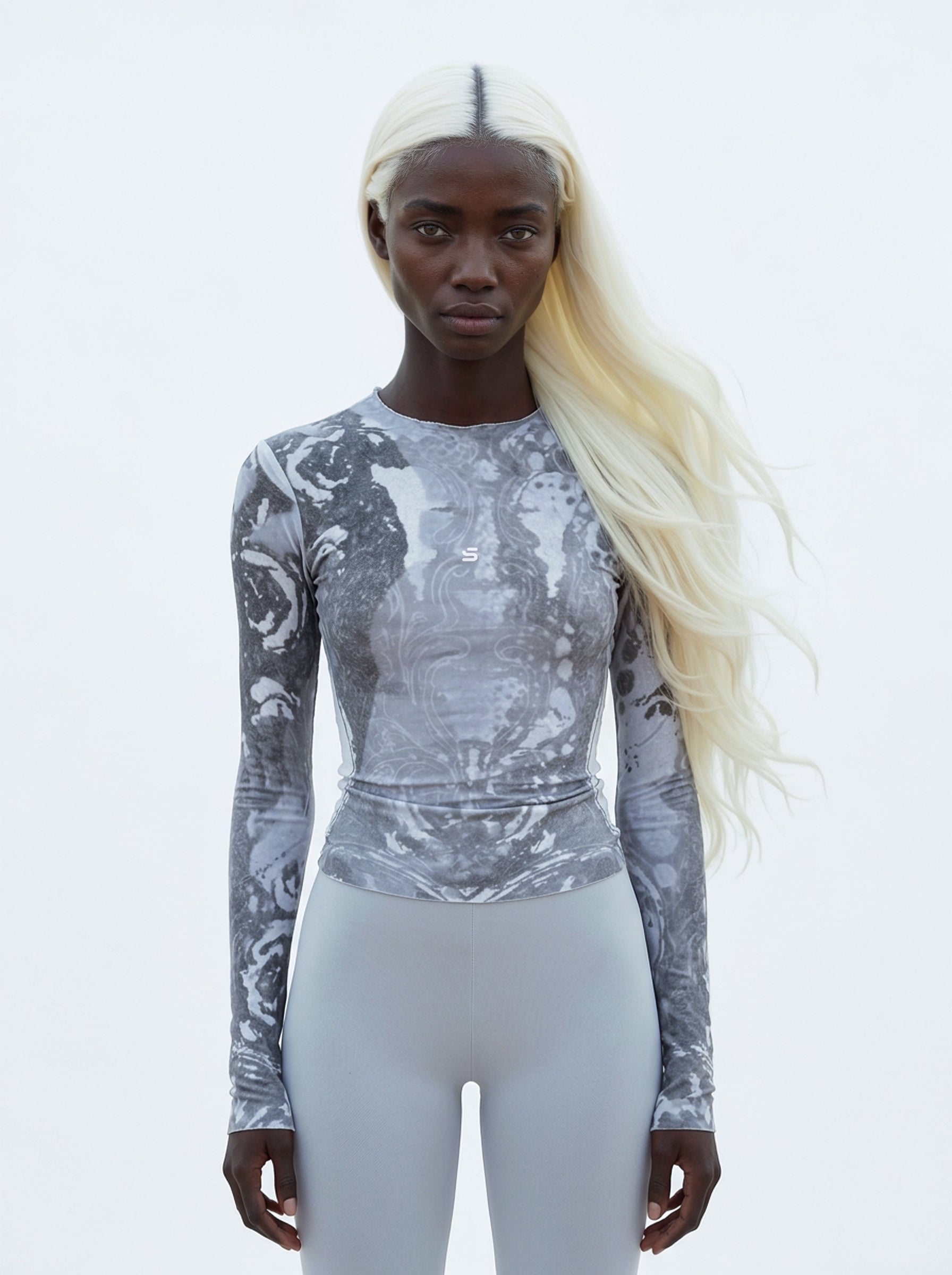 DIGITAL PALACE Longsleeve